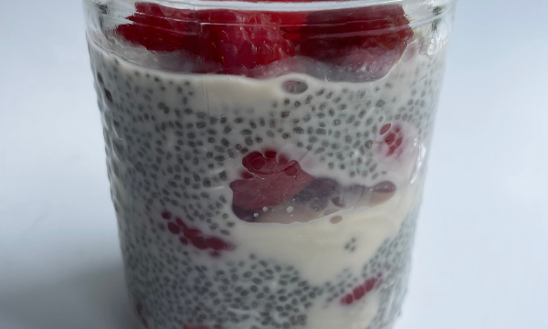 raspberry chia pudding